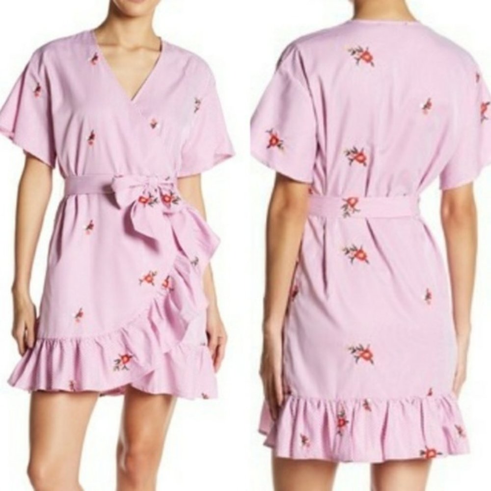 Romeo & Juliet Couture Floral Striped Wrap…